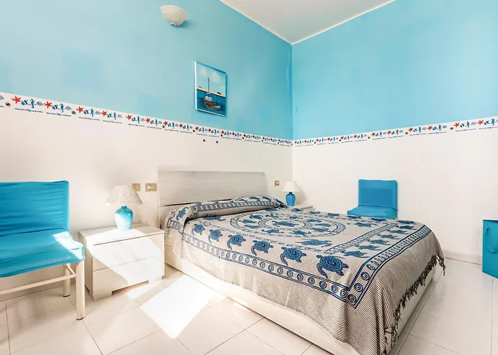 Guesthost - La Collina - Yellow Apartment! * 빌라시미우스