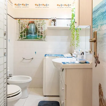 La Collina - Yellow Apartment! דירה