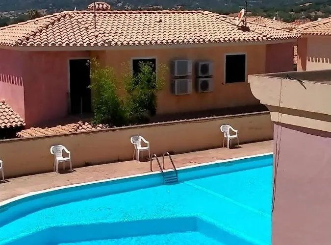 Guesthost - La Collina - Yellow Apartment! * Villasimius